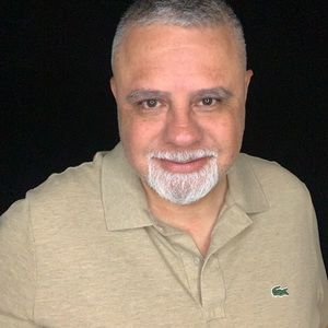 Meet your Posher, Juan